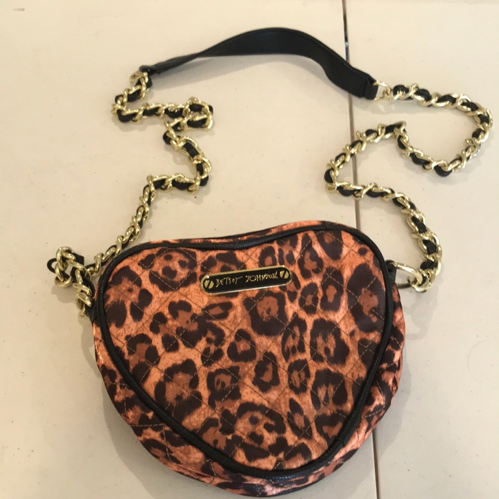 Strap purse